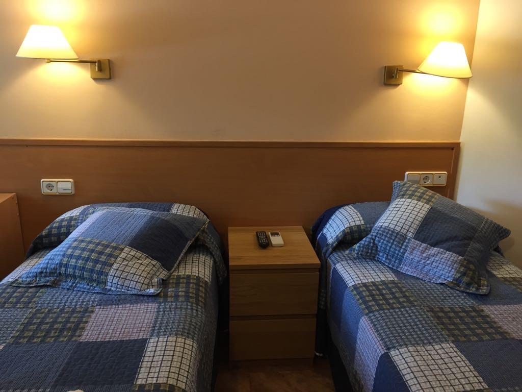 Hostal Rio De Castro Barselona Dış mekan fotoğraf