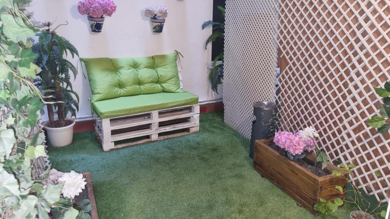 Hostal Rio De Castro Barselona Dış mekan fotoğraf