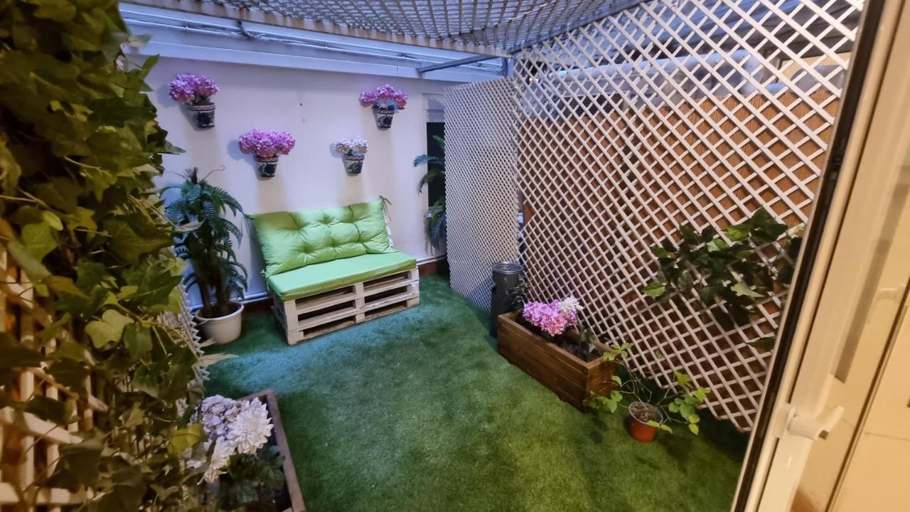Hostal Rio De Castro Barselona Dış mekan fotoğraf