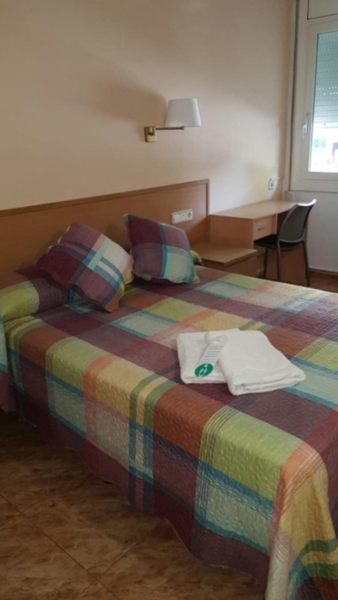 Hostal Rio De Castro Barselona Dış mekan fotoğraf